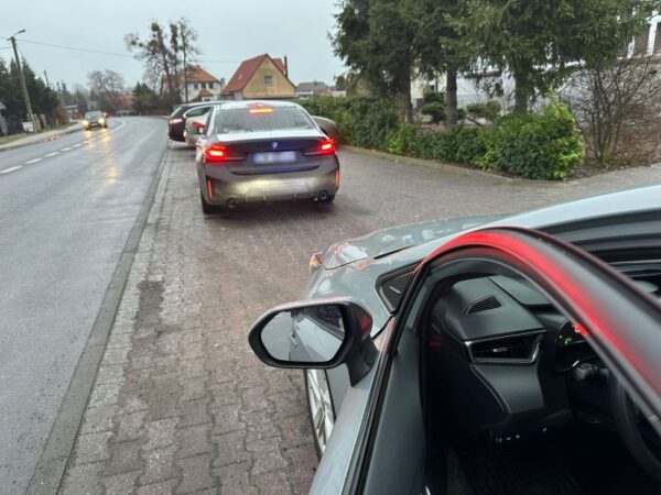 BMW zatrzymane dwa razy jednego dnia. Kierowca miał dwa zakazy