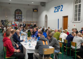 Wigilia dla samotnych i potrzebujących w ZSP2 w Krotoszynie