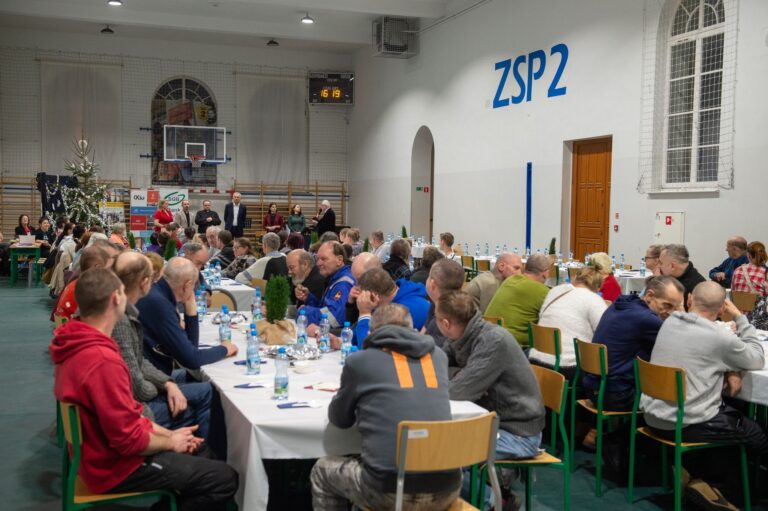 Wigilia dla samotnych i potrzebujących w ZSP2 w Krotoszynie