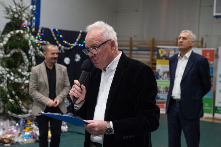 Wigilia dla samotnych i potrzebujących w ZSP2 w Krotoszynie