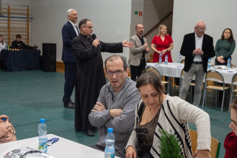 Wigilia dla samotnych i potrzebujących w ZSP2 w Krotoszynie
