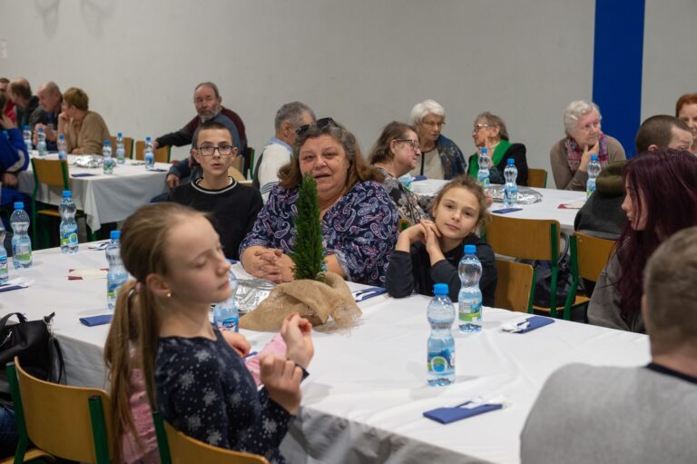 Wigilia dla samotnych i potrzebujących w ZSP2 w Krotoszynie
