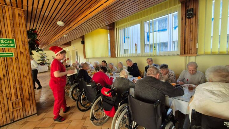 Świąteczne spotkanie wigilijne w milickim DPS