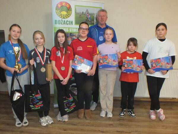 Gwiazdkowy turniej tenisa stołowego LZS w Bożacinie