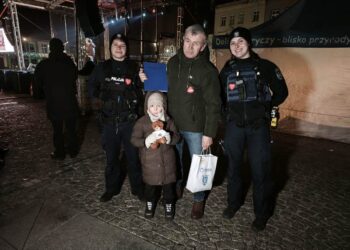 Finał WOŚP w powiecie milickim bez incydentów. Policjanci wsparli wolontariuszy