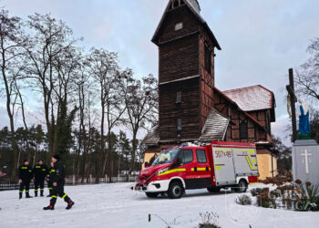 OSP Pracze z nowym samochodem