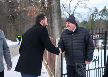 OSP Pracze z nowym samochodem