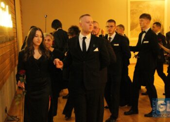 Studniówka w ZSP nr 1 w Krotoszynie za nami! Ach, co to był za bal!