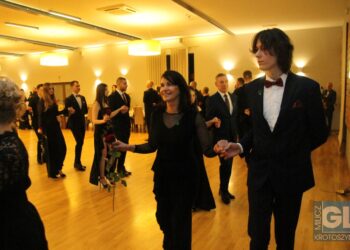 Studniówka w ZSP nr 1 w Krotoszynie za nami! Ach, co to był za bal!