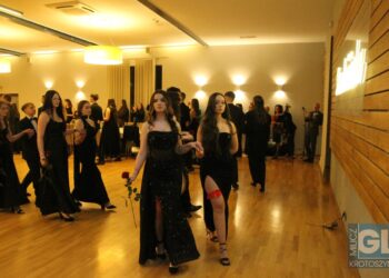 Studniówka w ZSP nr 1 w Krotoszynie za nami! Ach, co to był za bal!