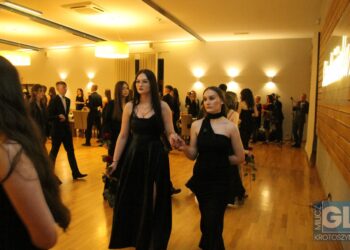 Studniówka w ZSP nr 1 w Krotoszynie za nami! Ach, co to był za bal!