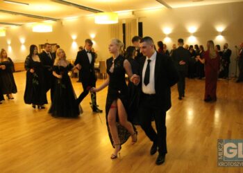 Studniówka w ZSP nr 1 w Krotoszynie za nami! Ach, co to był za bal!