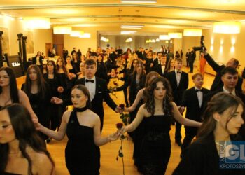 Studniówka w ZSP nr 1 w Krotoszynie za nami! Ach, co to był za bal!