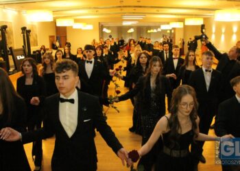 Studniówka w ZSP nr 1 w Krotoszynie za nami! Ach, co to był za bal!