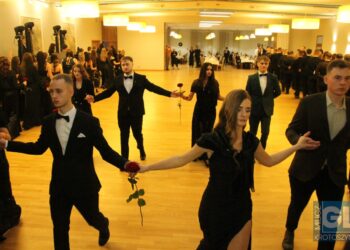 Studniówka w ZSP nr 1 w Krotoszynie za nami! Ach, co to był za bal!