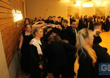 Studniówka w ZSP nr 1 w Krotoszynie za nami! Ach, co to był za bal!