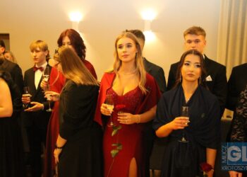 Studniówka w ZSP nr 1 w Krotoszynie za nami! Ach, co to był za bal!