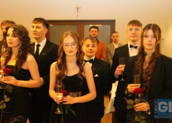 Studniówka w ZSP nr 1 w Krotoszynie za nami! Ach, co to był za bal!