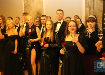 Studniówka w ZSP nr 1 w Krotoszynie za nami! Ach, co to był za bal!