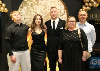 Studniówka w ZSP nr 1 w Krotoszynie za nami! Ach, co to był za bal!