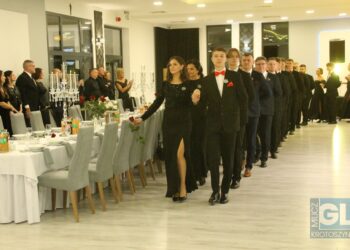 Studniówka ZSP nr 3 w Krotoszynie. Ach, co to był za bal!