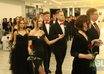 Studniówka ZSP nr 3 w Krotoszynie. Ach, co to był za bal!