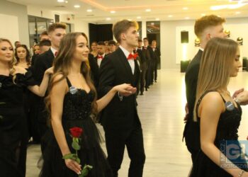 Studniówka ZSP nr 3 w Krotoszynie. Ach, co to był za bal!