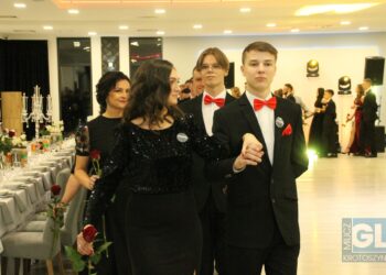 Studniówka ZSP nr 3 w Krotoszynie. Ach, co to był za bal!