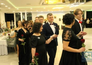 Studniówka ZSP nr 3 w Krotoszynie. Ach, co to był za bal!