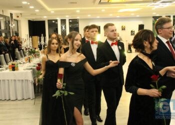 Studniówka ZSP nr 3 w Krotoszynie. Ach, co to był za bal!