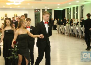 Studniówka ZSP nr 3 w Krotoszynie. Ach, co to był za bal!