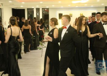 Studniówka ZSP nr 3 w Krotoszynie. Ach, co to był za bal!