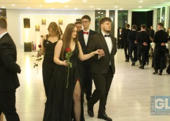 Studniówka ZSP nr 3 w Krotoszynie. Ach, co to był za bal!