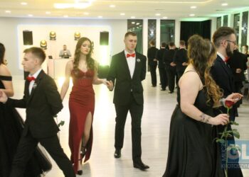 Studniówka ZSP nr 3 w Krotoszynie. Ach, co to był za bal!