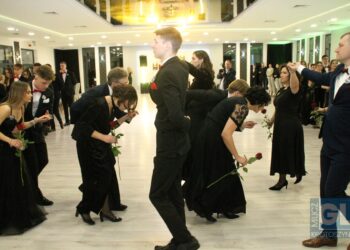 Studniówka ZSP nr 3 w Krotoszynie. Ach, co to był za bal!