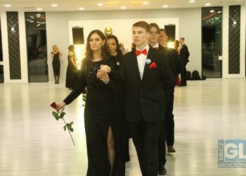 Studniówka ZSP nr 3 w Krotoszynie. Ach, co to był za bal!