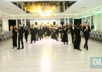 Studniówka ZSP nr 3 w Krotoszynie. Ach, co to był za bal!