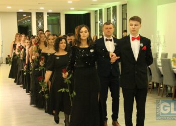 Studniówka ZSP nr 3 w Krotoszynie. Ach, co to był za bal!