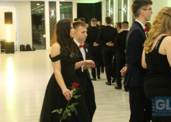 Studniówka ZSP nr 3 w Krotoszynie. Ach, co to był za bal!