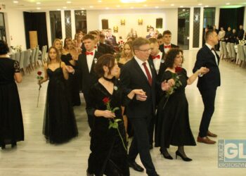 Studniówka ZSP nr 3 w Krotoszynie. Ach, co to był za bal!