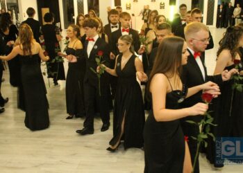 Studniówka ZSP nr 3 w Krotoszynie. Ach, co to był za bal!