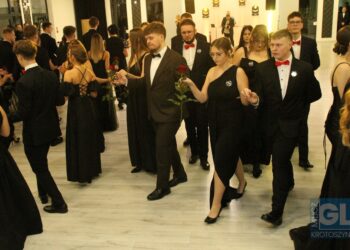 Studniówka ZSP nr 3 w Krotoszynie. Ach, co to był za bal!