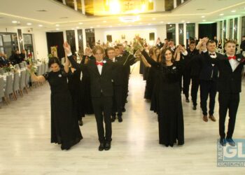 Studniówka ZSP nr 3 w Krotoszynie. Ach, co to był za bal!