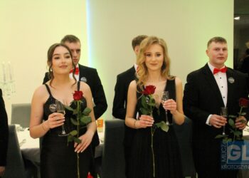 Studniówka ZSP nr 3 w Krotoszynie. Ach, co to był za bal!