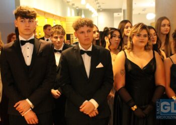 To pierwsza taka studniówka w historii szkoły! Bal maturalny I LO w Krotoszynie za nami!