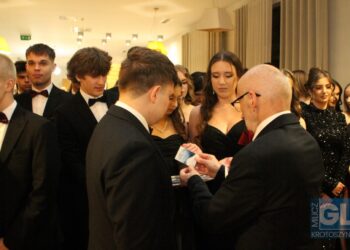 To pierwsza taka studniówka w historii szkoły! Bal maturalny I LO w Krotoszynie za nami!