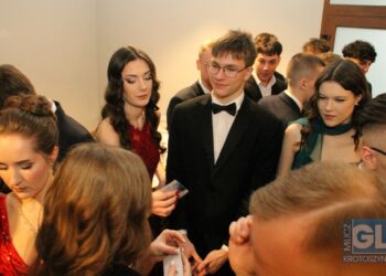 To pierwsza taka studniówka w historii szkoły! Bal maturalny I LO w Krotoszynie za nami!