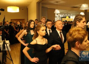 To pierwsza taka studniówka w historii szkoły! Bal maturalny I LO w Krotoszynie za nami!