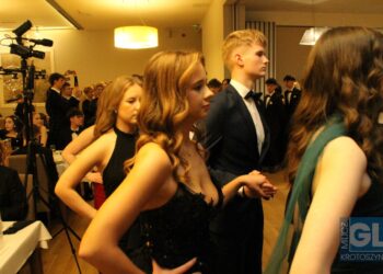 To pierwsza taka studniówka w historii szkoły! Bal maturalny I LO w Krotoszynie za nami!