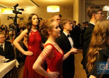 To pierwsza taka studniówka w historii szkoły! Bal maturalny I LO w Krotoszynie za nami!